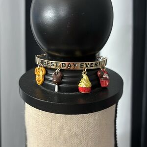 Disney Parks “Best Day Ever!” Treats Bracelet